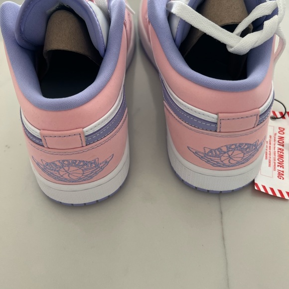 Air Jordan 1 Low SE ‘Arctic Punch’ - Picture 11 of 11